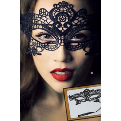 Romantic black lace mask
